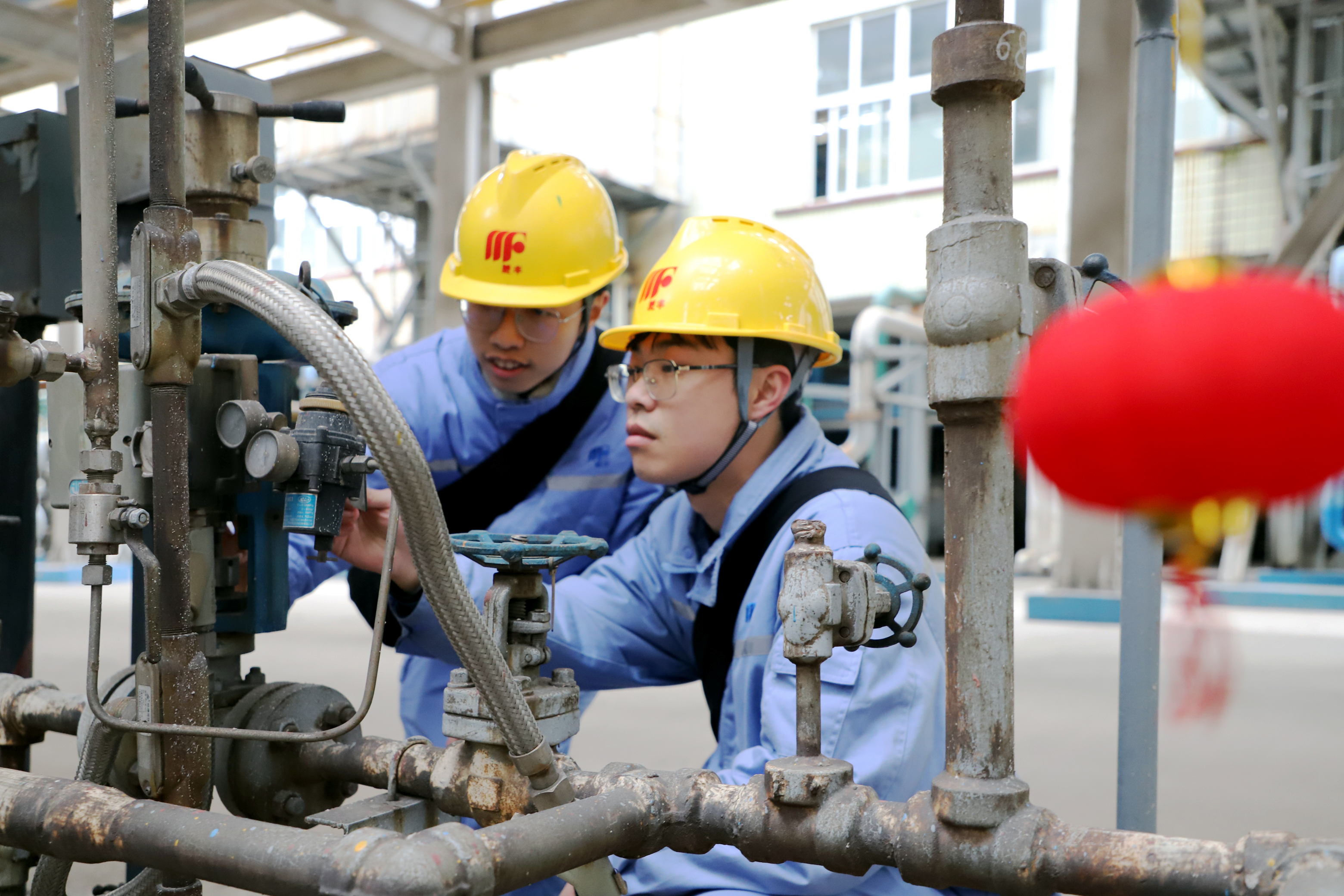 新春走一线：有一种「年味」叫坚守